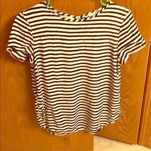 Stripped tee shirt with keyhole back. Size S